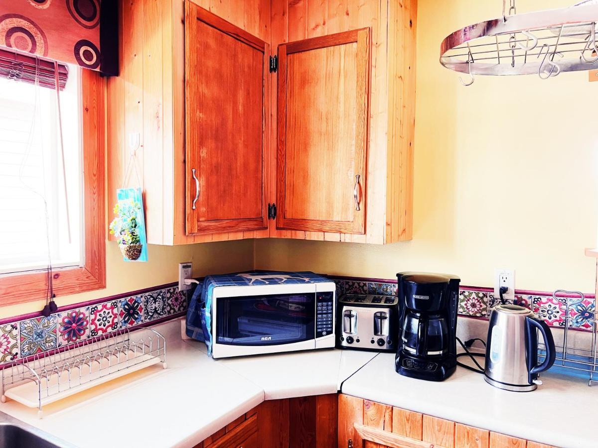 Sarah's dreamhouse B&B Churchill Bagian luar foto