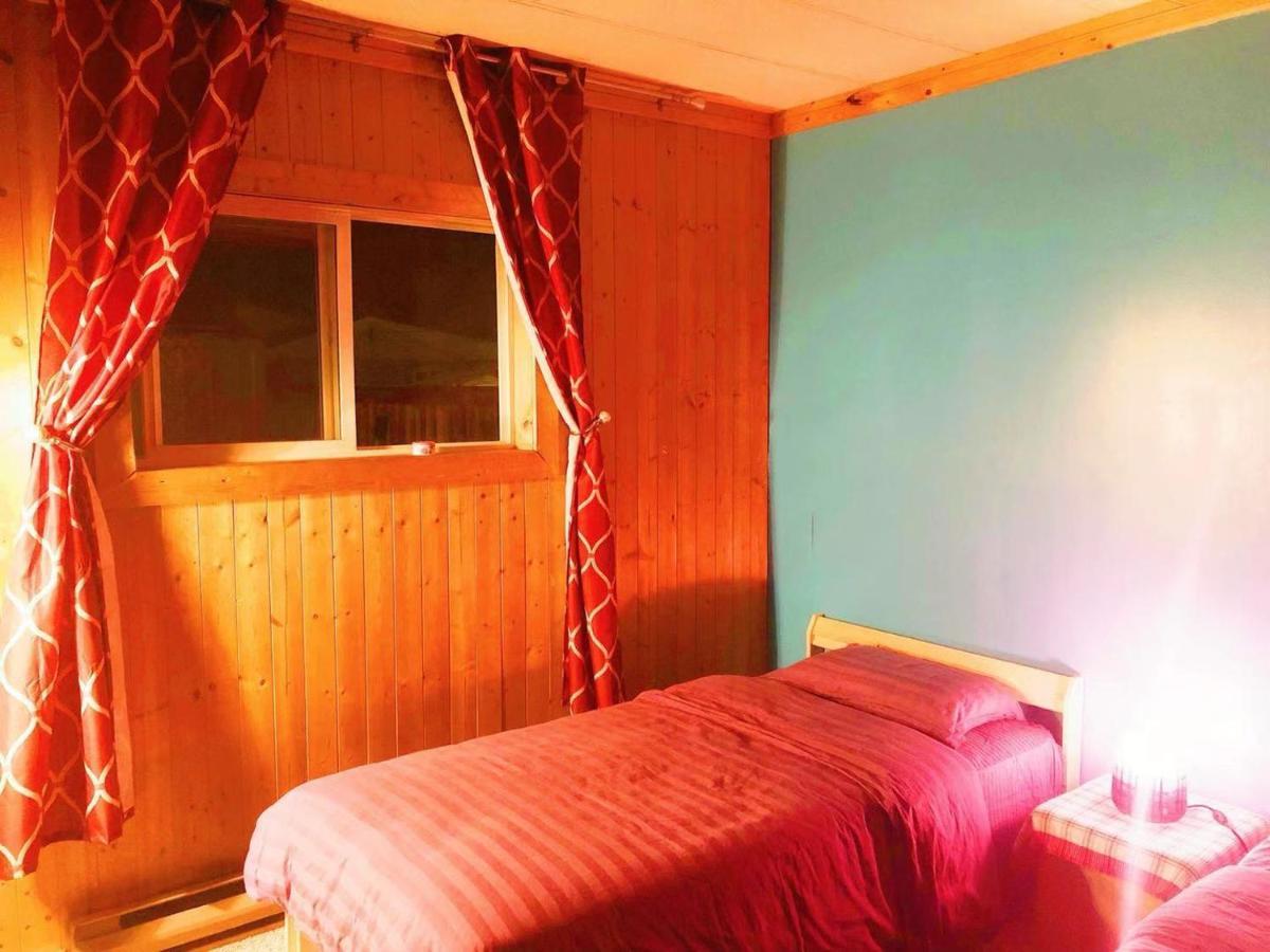 Sarah's dreamhouse B&B Churchill Bagian luar foto