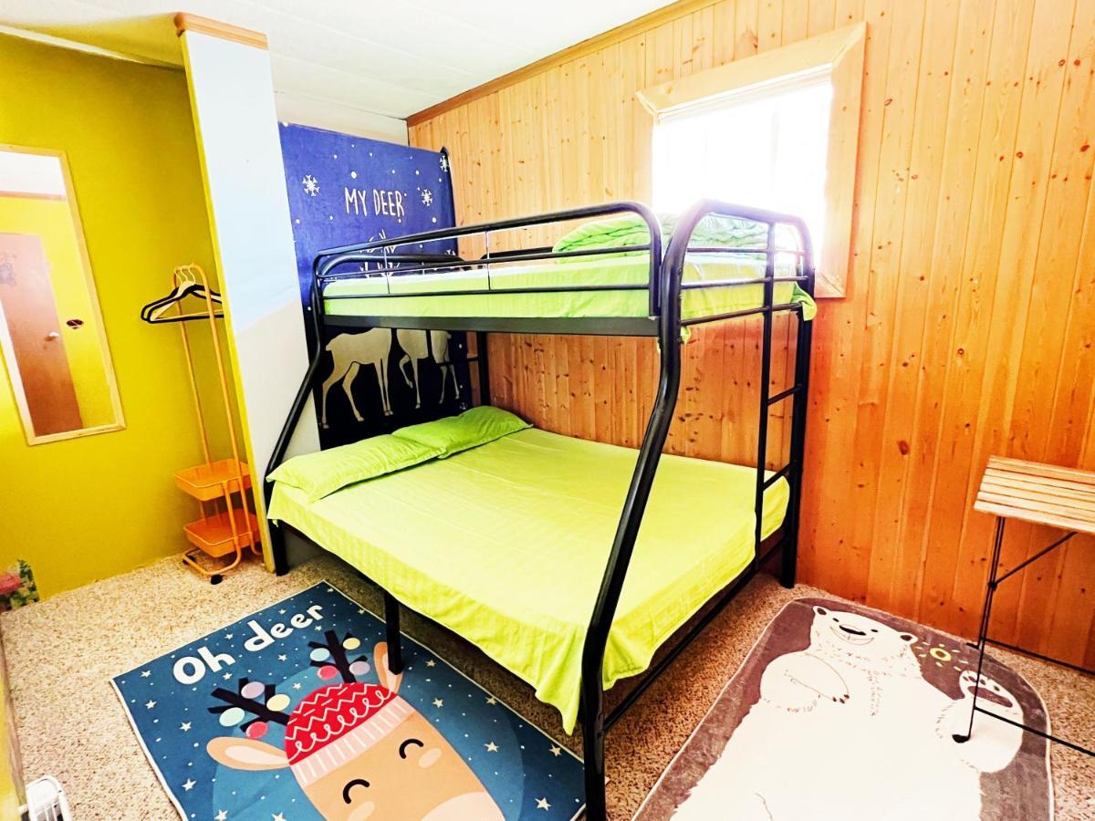 Sarah's dreamhouse B&B Churchill Bagian luar foto